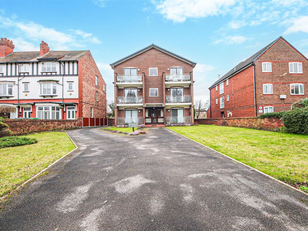 3 bed flat for sale in Park Road, Southport PR9 Zoopla