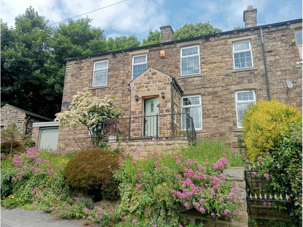 4 bed end terrace house for sale in High Street, Thornhill, Dewsbury