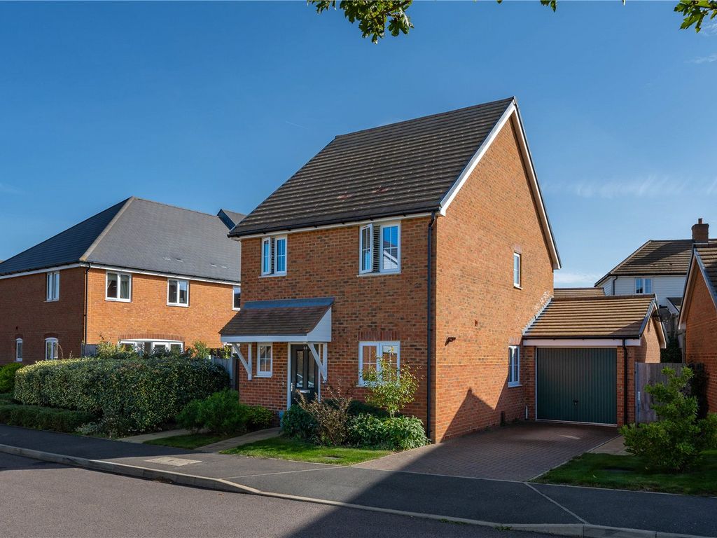 3 bed detached house for sale in Murdoch Chase, Coxheath, Maidstone