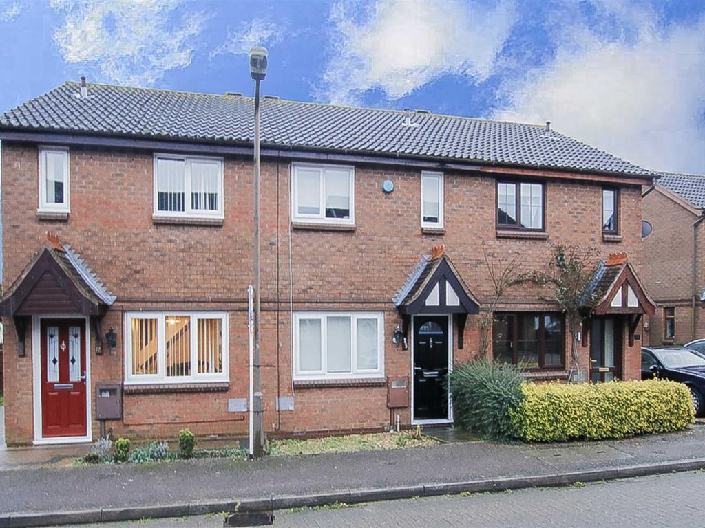 2 bed terraced house to rent in Fontwell Drive, Bletchley, Milton Keynes MK3 Zoopla