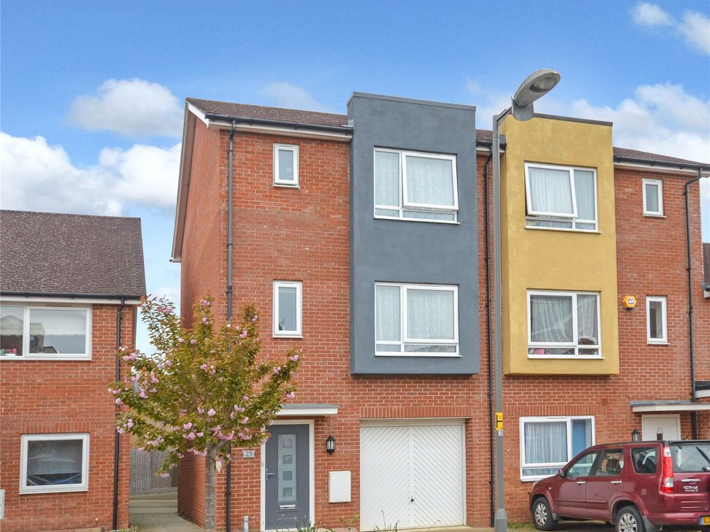 4 bed end terrace house for sale in Stilton Close, Aylesbury HP19 Zoopla