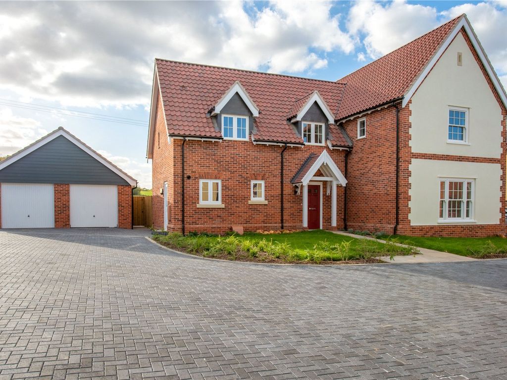 New home, 4 bed detached house for sale in The Bayfield, Lark Grove, Somersham, Ipswich IP8 Zoopla