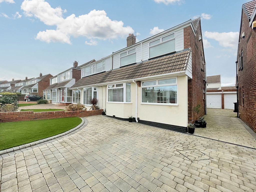 3 bed semidetached house for sale in Norham Avenue North, South