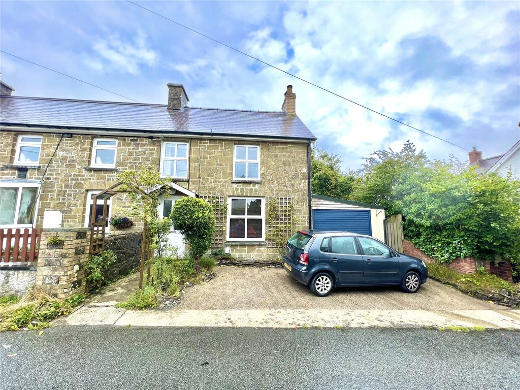 3 bed semidetached house for sale in Betws Ifan, Beulah, Castell