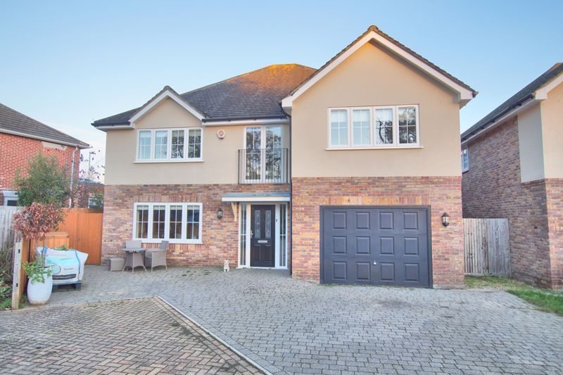 5 bed detached house for sale in Brook Lane, Sarisbury Green