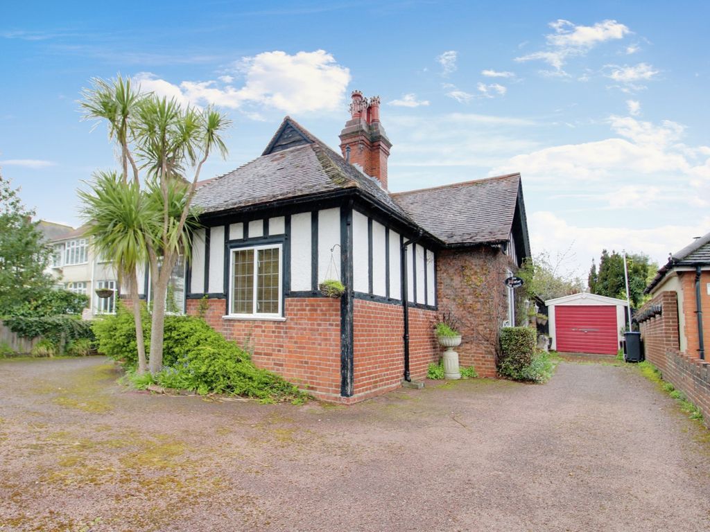 2 bed detached bungalow for sale in Upper Shoreham Road, ShorehamBy
