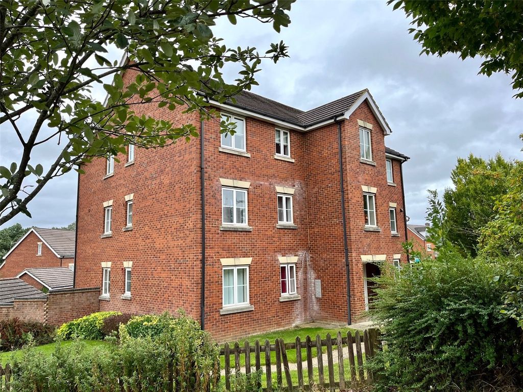 2 bed flat for sale in Plough Close, Lang Farm, Daventry