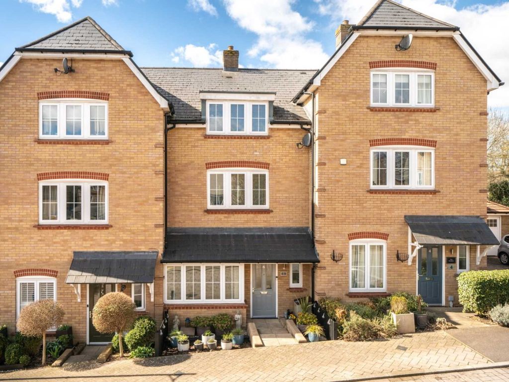 3 bed property for sale in Brockswood Drive, Hemel Hempstead HP2 Zoopla