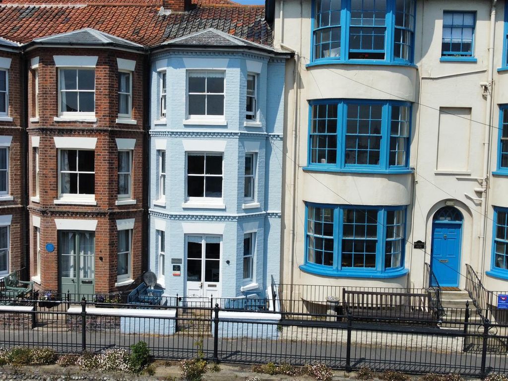 5 bed town house for sale in Brunswick Terrace, Cromer NR27, £500,000 Zoopla