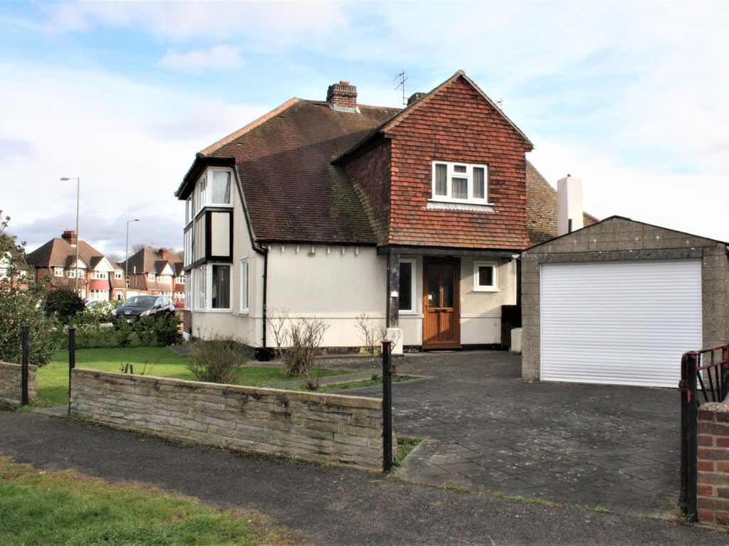 4 bed semidetached house for sale in Riverview Road, Ewell, Epsom KT19