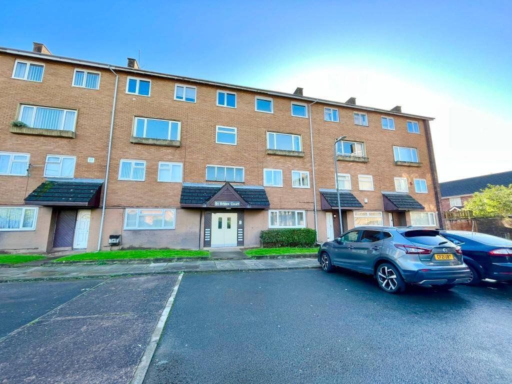 2 bed flat for sale in St Brides Court, Pyle Road, Caerau CF5, £110,000