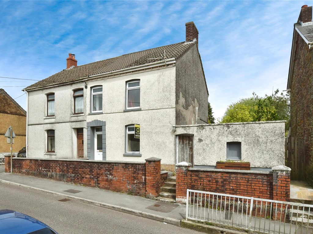 3 bed semidetached house for sale in Colonel Road, Betws, Ammanford