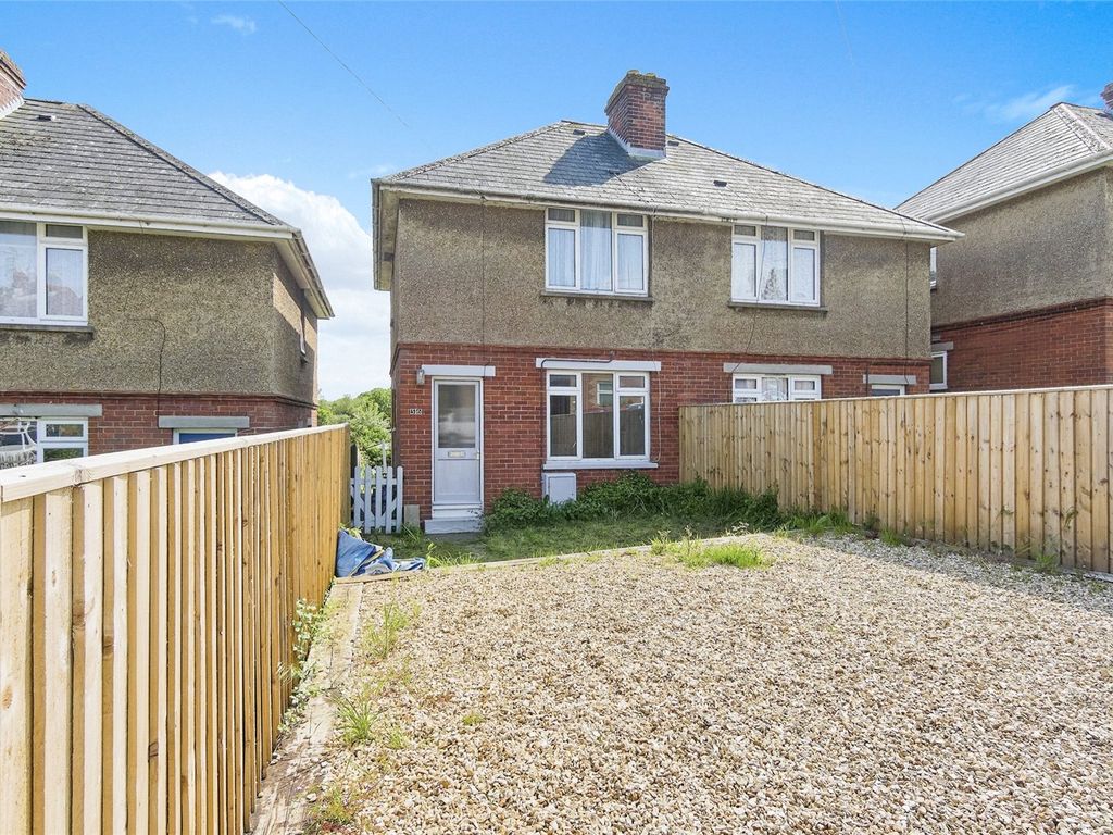 3 bed semidetached house for sale in Alfred Street, Ryde PO33, £