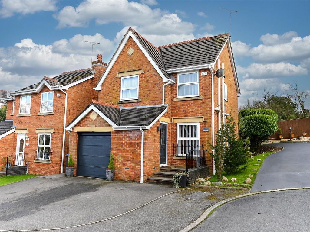 3 bed detached house for sale in Holywell Close, Knypersley, StokeOn