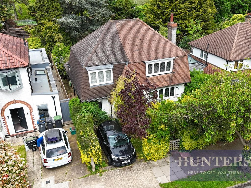 3 bed detached house for sale in Surbiton Hill Park, Surbiton KT5, £