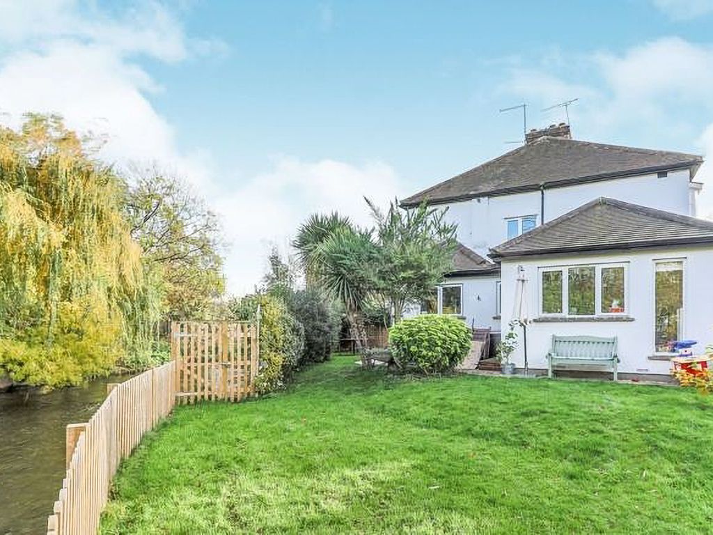 3 bed semidetached house for sale in Herbert Road, Kingston Upon