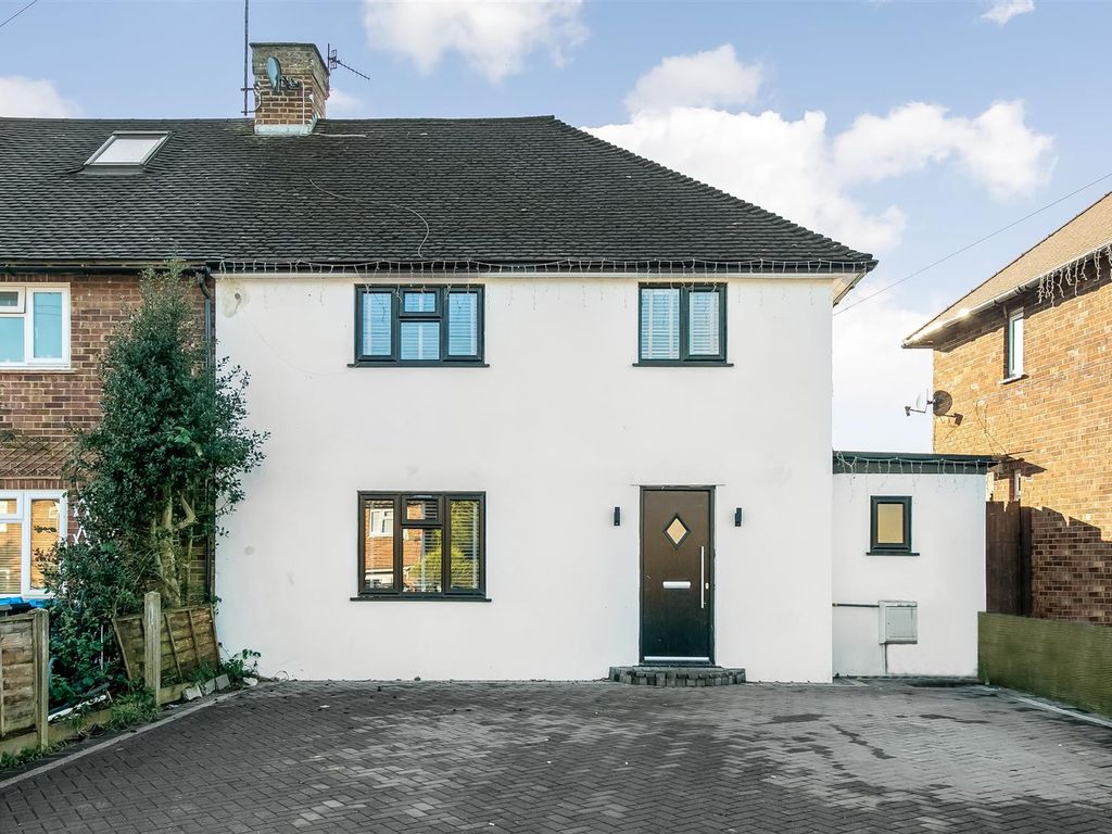 3 bed semidetached house for sale in Ockleys Mead, Godstone RH9 Zoopla