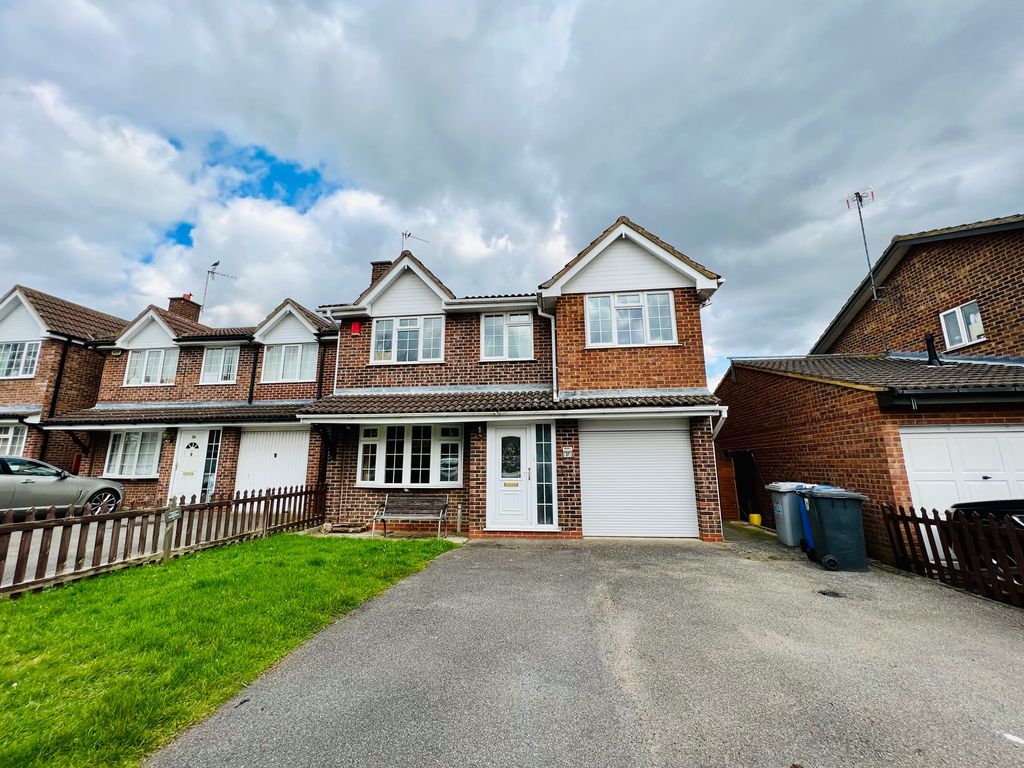 4 bed detached house for sale in Dickens Drive, Kettering NN16 Zoopla