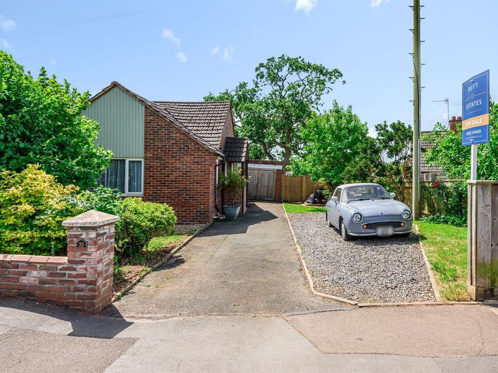 2 bed bungalow for sale in Harrington Lane, Pinhoe, Exeter EX4 Zoopla