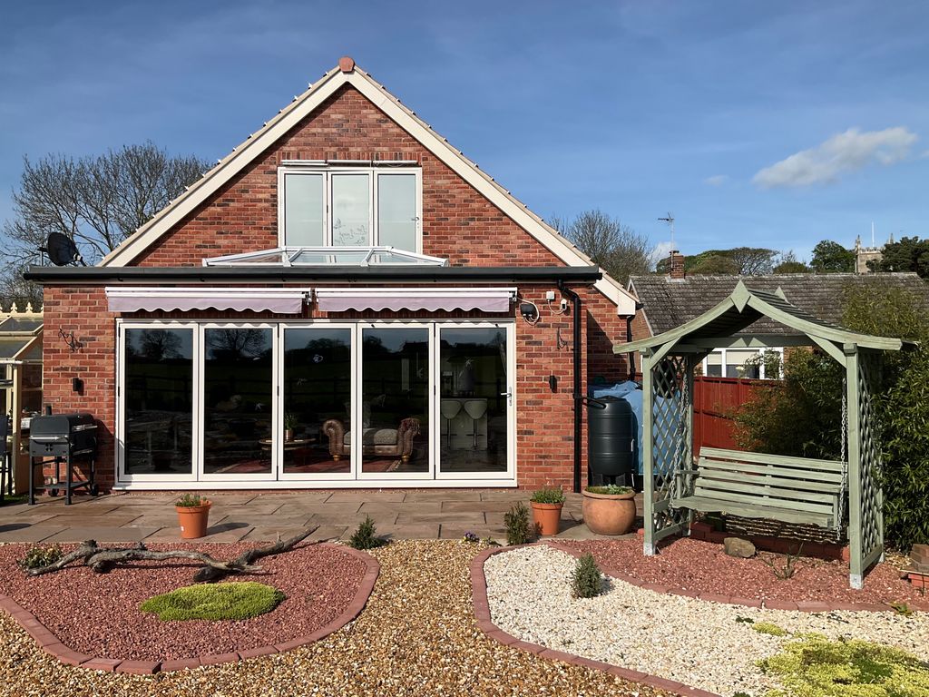 3 bed detached house for sale in Church Lane, Clarborough, Retford DN22