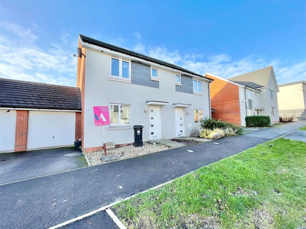 3 bed semidetached house to rent in Chessel Drive, Charlton Hayes