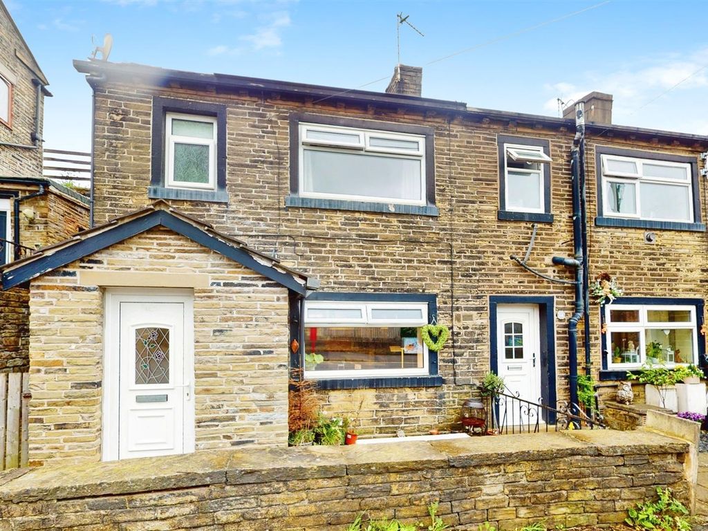 1 bed end terrace house for sale in Back Clough, Northowram, Halifax