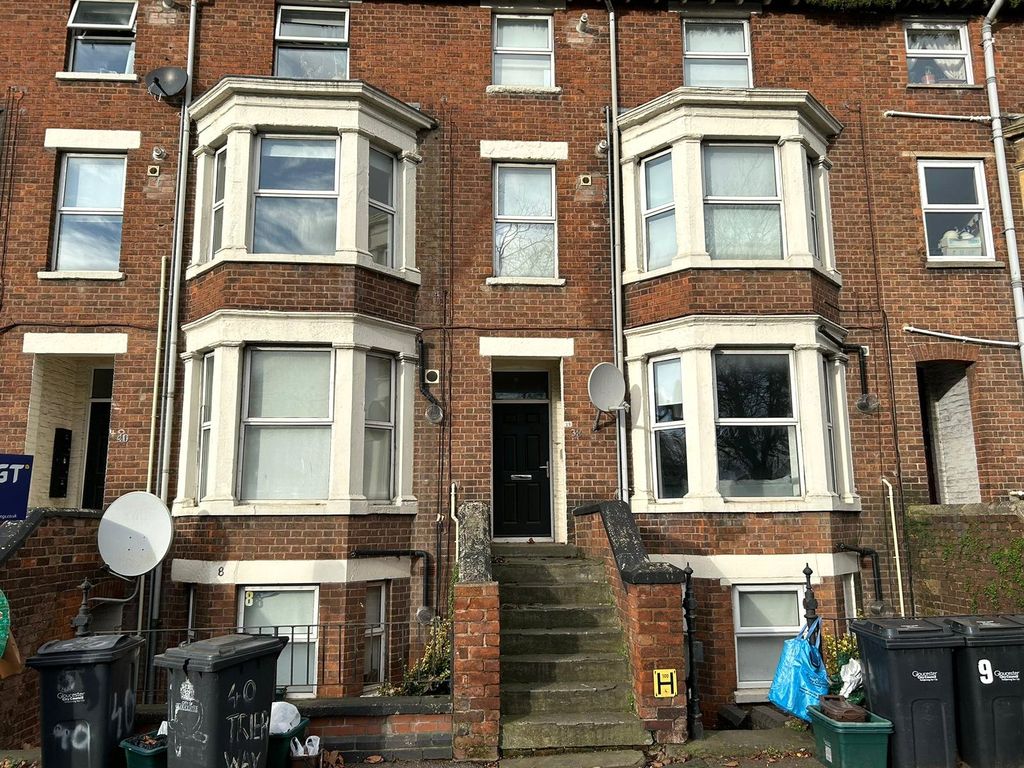 Property for sale in Trier Way, Gloucester, Gloucestershire GL1, £