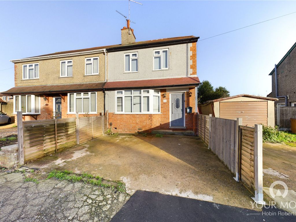 3 bed terraced house for sale in Beverley Crescent, Abington