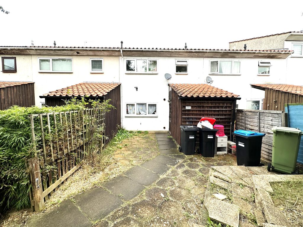 3 bed terraced house for sale in Ellisgill Court, Heelands, Milton