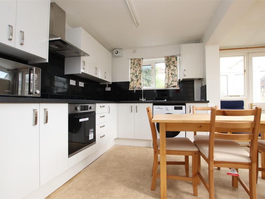 4 bed terraced house to rent in Ringwood Road, Bath BA2, £2,340 pcm