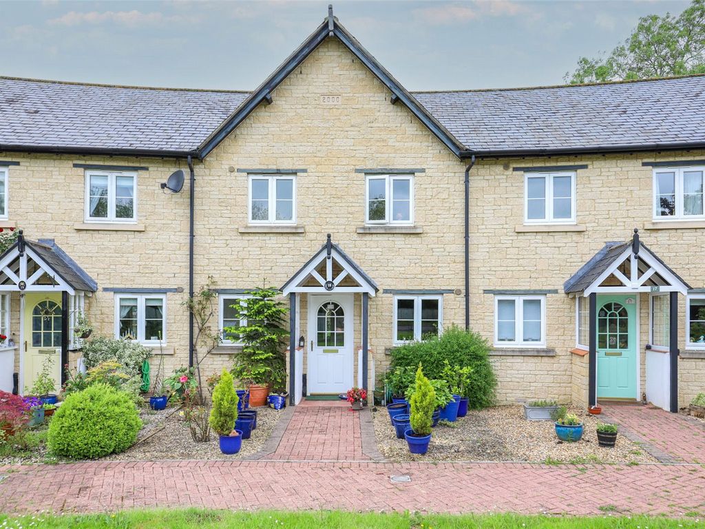 3 bed terraced house for sale in Bramble Way, Common Road, Wincanton