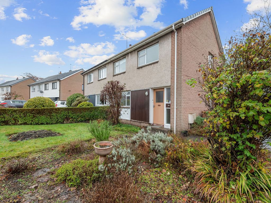 3 bed semidetached house for sale in Highfield Crescent, Linlithgow