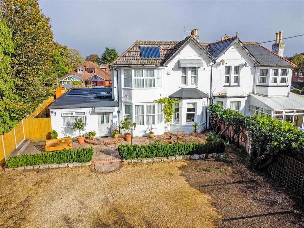 8 bed property for sale in Alum Chine Road, Alum Chine, Bournemouth BH4