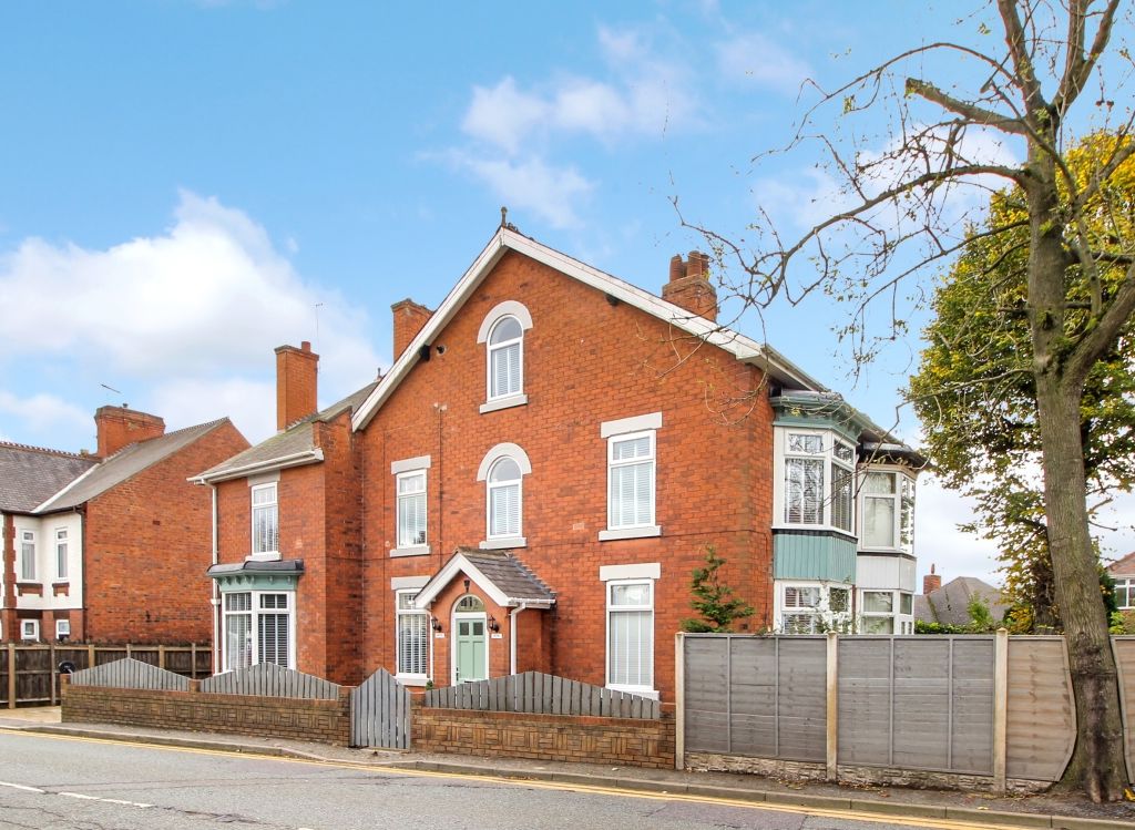 3 bed semidetached house for sale in Alfreton Road, SuttonInAshfield
