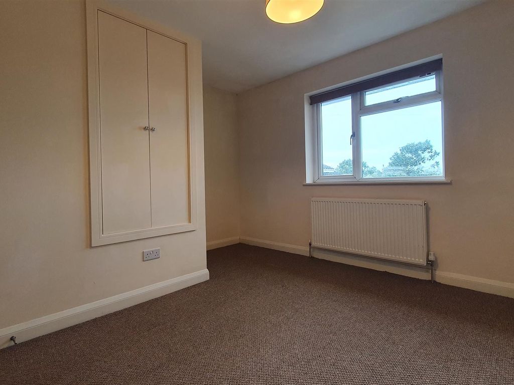 2 bed property to rent in Lancaster Road, Northolt UB5 Zoopla