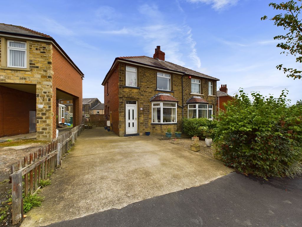 2 bed semidetached house for sale in Coniston Avenue, Moldgreen