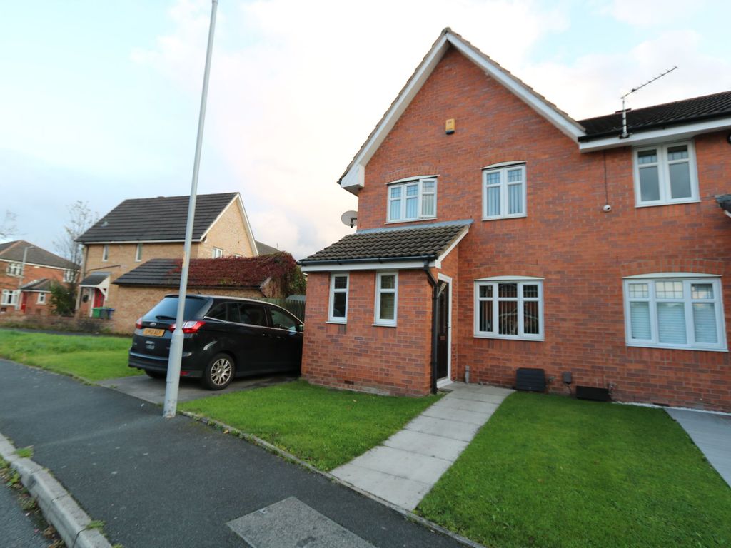 3 bed semidetached house for sale in Ullswater Road, Wythenshawe
