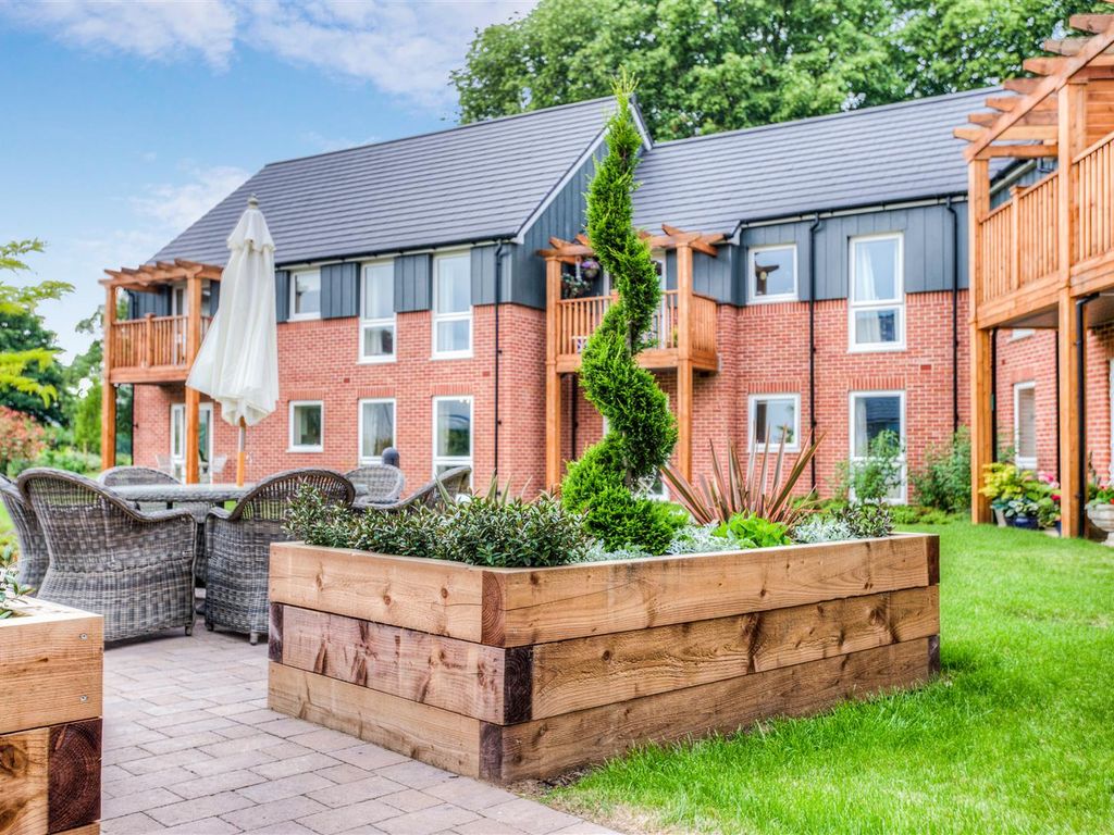 Jackson Place, Fields Park Drive, Alcester B49