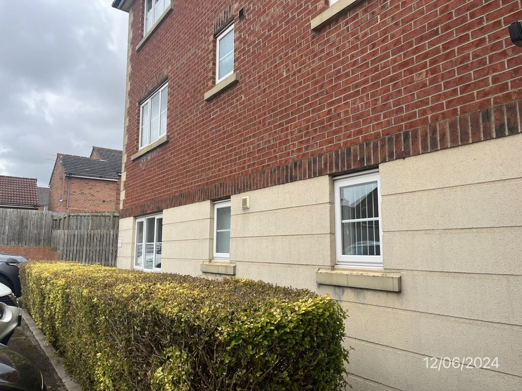 2 bed flat to rent in Waterlily Court, Cuthbert, Hartlepool TS26