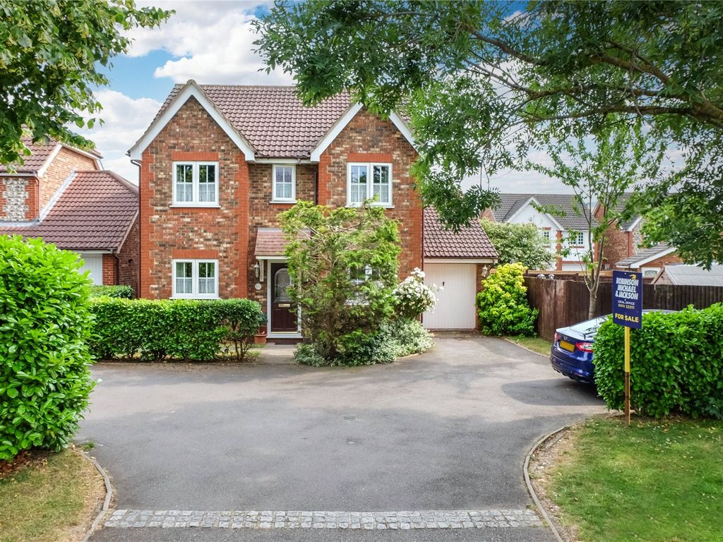 4 bed detached house for sale in Landseer Avenue, Northfleet, Kent DA11