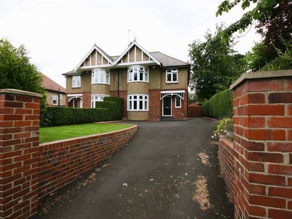 3 bed semidetached house to rent in West Road, Ponteland, Newcastle
