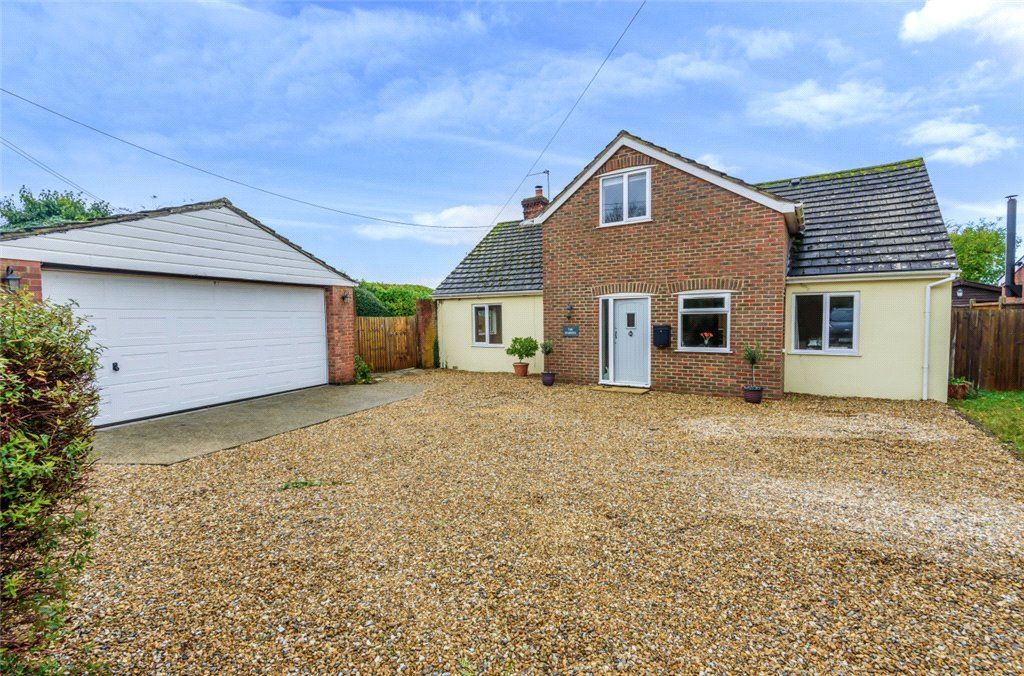 5 bed detached house for sale in Stockbridge Road, Timsbury, Romsey