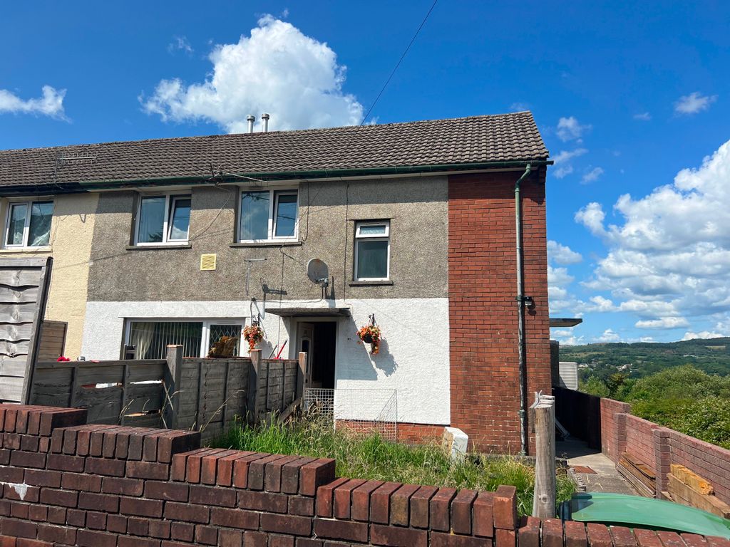 1 bed flat to rent in Maesgwyn, Aberdare CF44 Zoopla