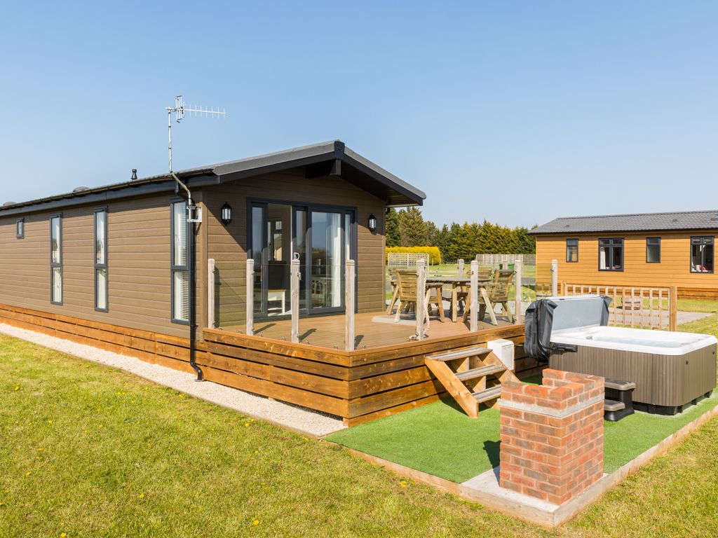 1 bed detached house for sale in Walnut Lodge, Bowbrook Lodge