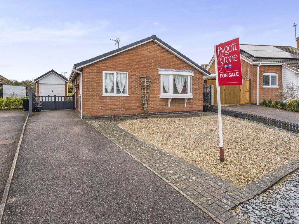 2 bed detached bungalow for sale in Woburn Drive, Grantham NG31 Zoopla