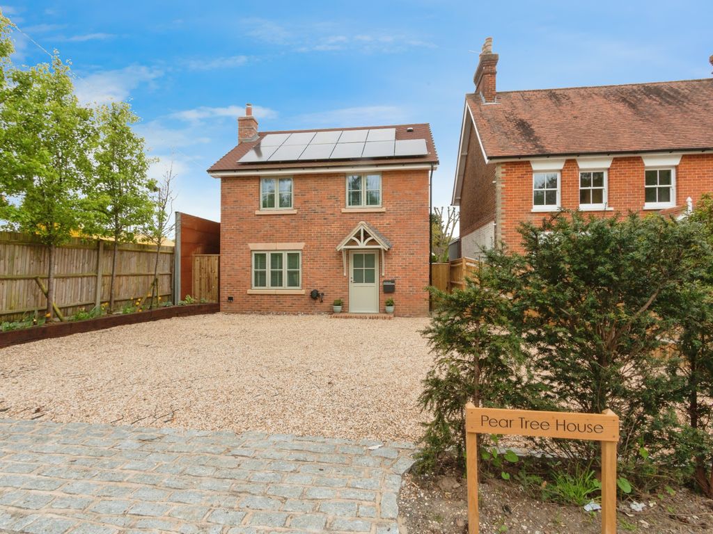 New home, 3 bed detached house for sale in Main Road, Bucks Horn Oak