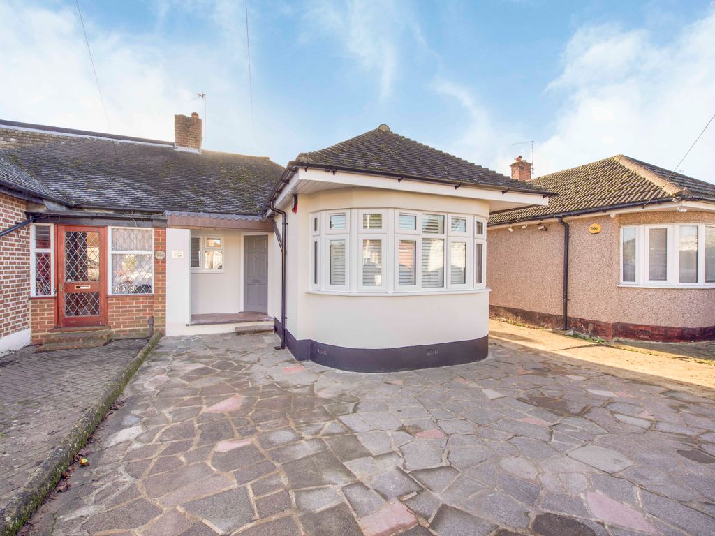 3 bed semidetached bungalow for sale in Whitby Road, Ruislip Manor