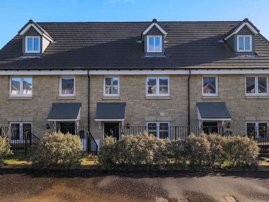 4 bed terraced house for sale in 6 Porterfield Crescent, Penicuik