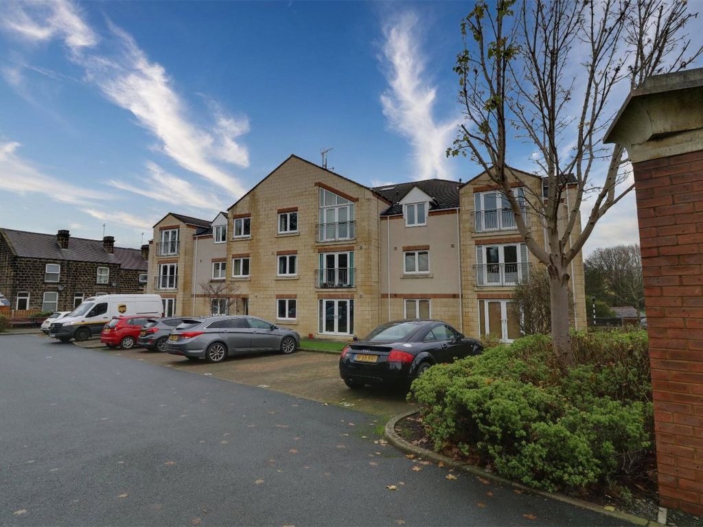 2 bed flat for sale in Broadgate Lane, Horsforth, Leeds, West Yorkshire