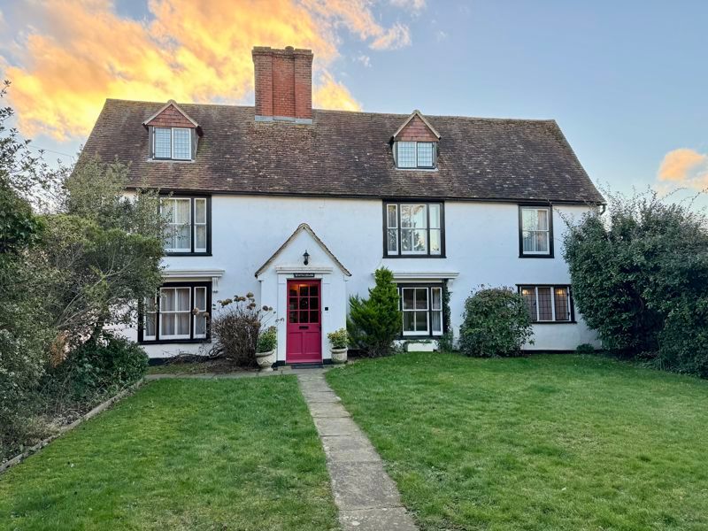 6 bed detached house for sale in Potter Street, Harlow CM17, £750,000